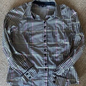 Abbie Mags Black and White Plaid Houndstooth button Down Top